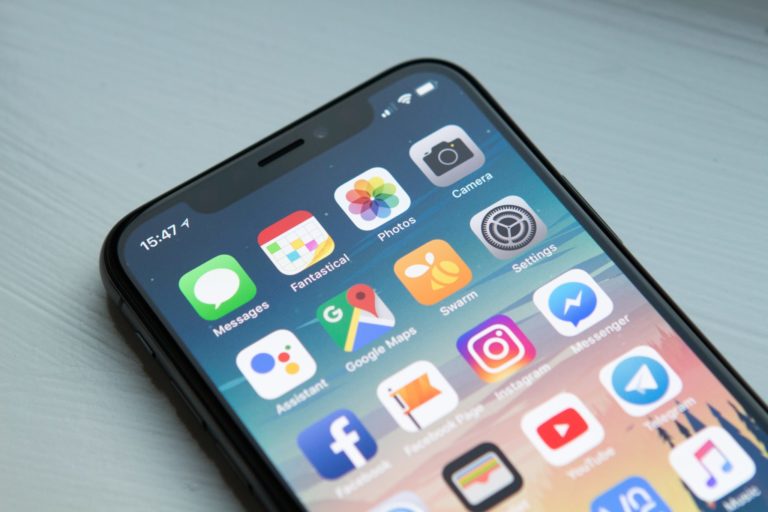 Speed Up Your Phone by Deleting Some Apps