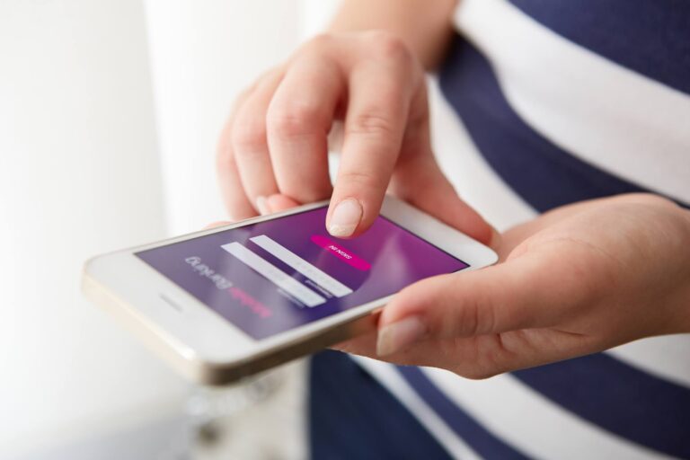 Using Diagnostic Tools to Find What’s Wrong With Your Phone